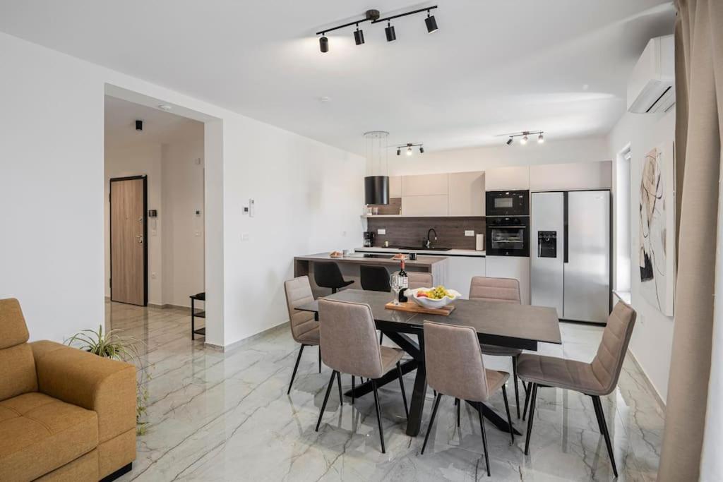 Peld Comfort & Luxury Apartment